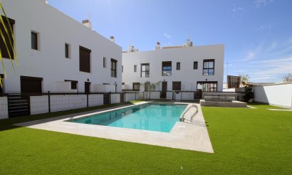 New Build - Villa - Pilar de la Horadada - parque Andromeda